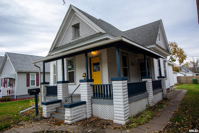 view of front facade featuring covered porch