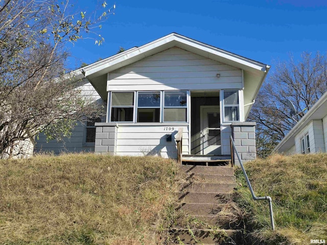 view of front of house