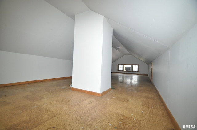 1815 Belle Ave, Davenport, IA 52803 - bonus room with lofted ceiling and baseboards
