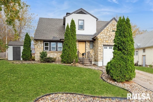 view of front of home with a front yard