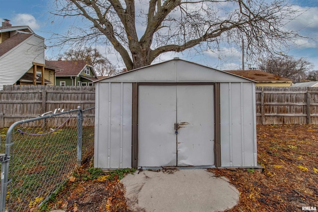 view of outbuilding