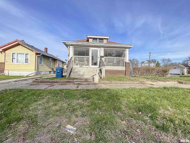 view of front of property with covered porch