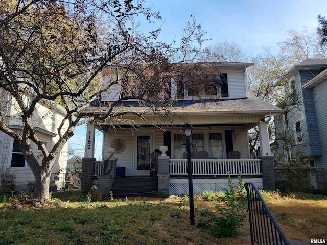 view of front of property featuring a porch