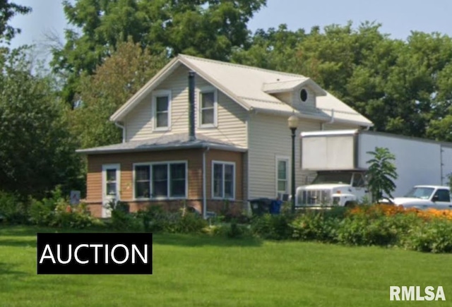 1102 Halstead St, Muscatine, IA 52761 - photo 1