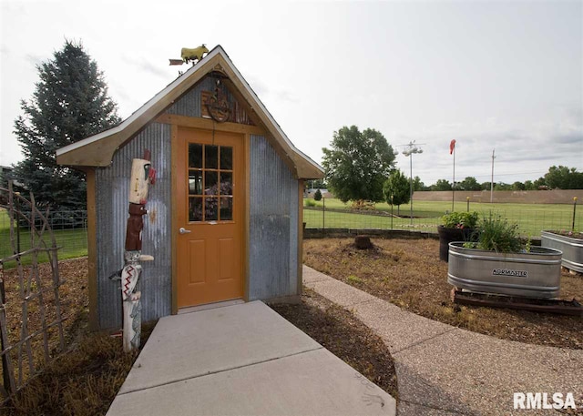 view of outbuilding