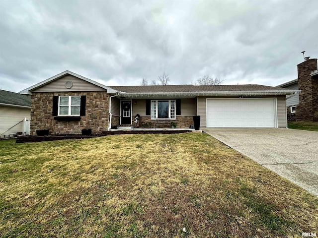 ranch-style home featuring a front lawn and a garage