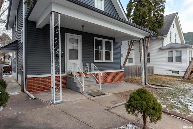 view of front of property featuring a porch