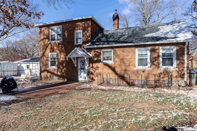 view of front of property with a patio area