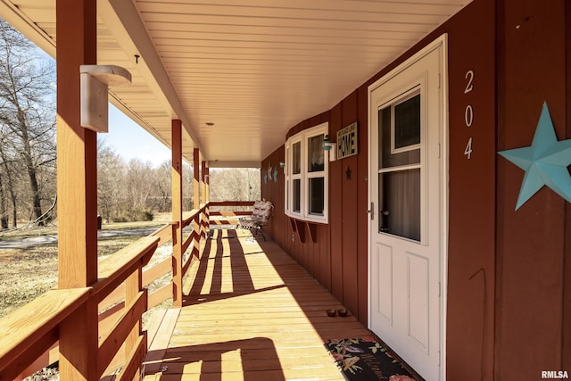 exterior space featuring a porch