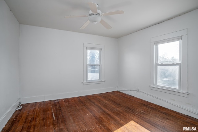 unfurnished room featuring wood-type flooring and ceiling fan