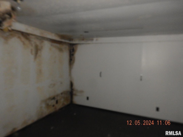 315 N E St, Cambridge, IL 61238 - photo 5