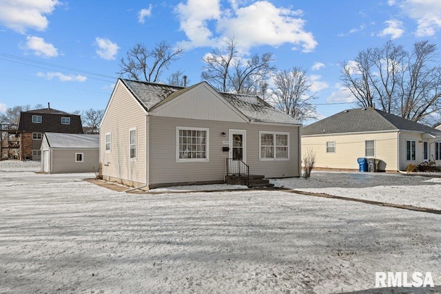 view of front of house