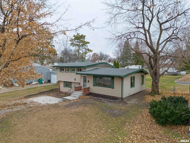 view of front of property