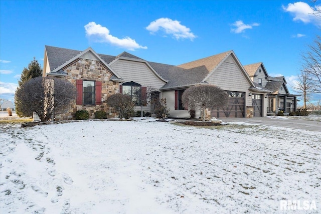 view of front of property featuring a garage