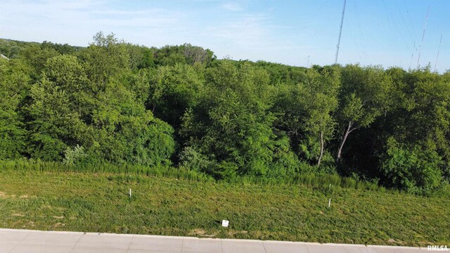 352 Mason Dr, Riverdale IA, 52722 land for sale