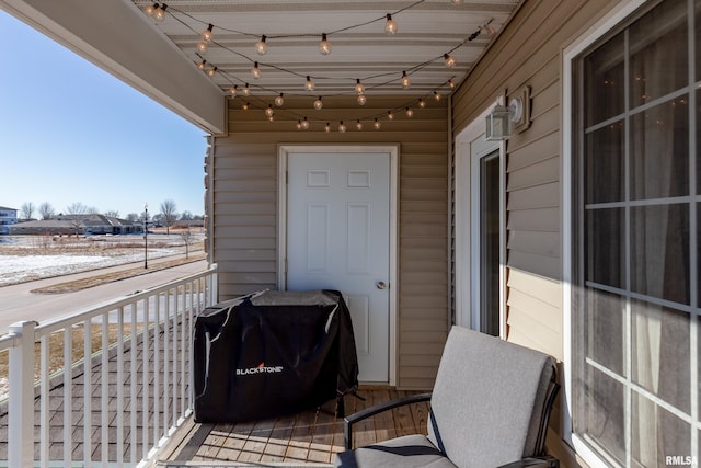 balcony featuring area for grilling