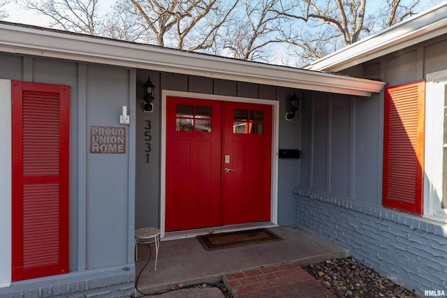 view of entrance to property