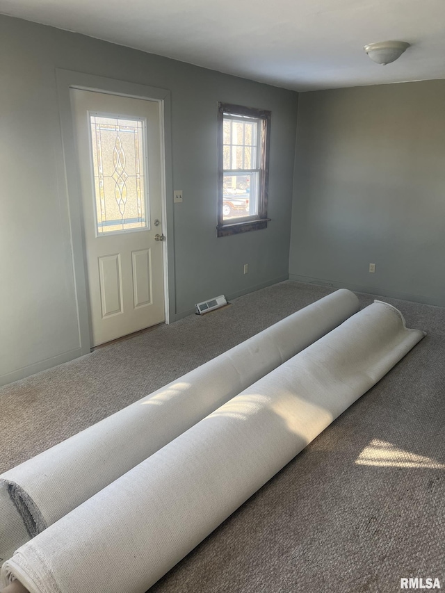 bedroom featuring carpet flooring