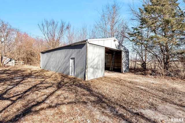 view of outdoor structure