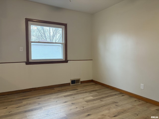 empty room featuring light hardwood / wood-style flooring