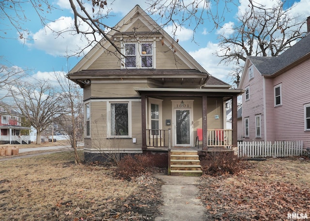 view of front of property featuring covered porch