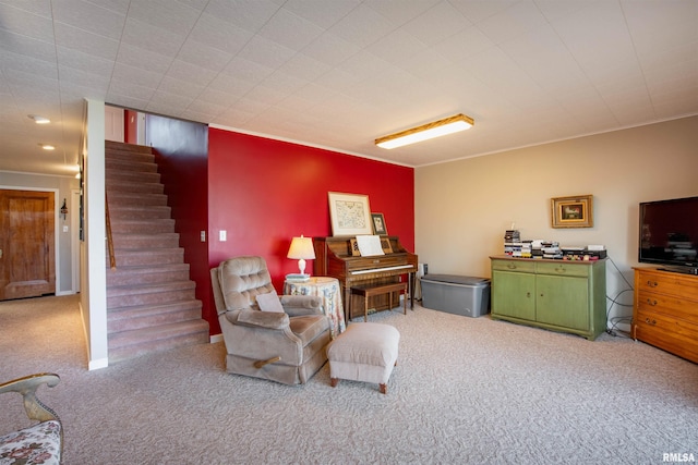 living room with carpet