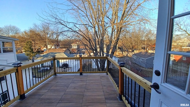 822 6th Ave S, Clinton, IA 52732 - view of balcony