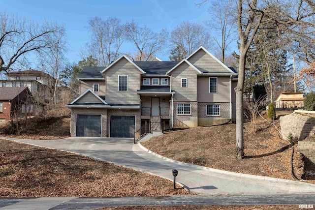 view of front of property featuring a garage