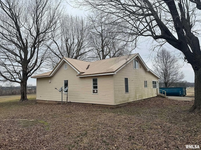 view of home's exterior