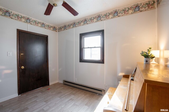 full bathroom with curtained shower, vanity, and toilet