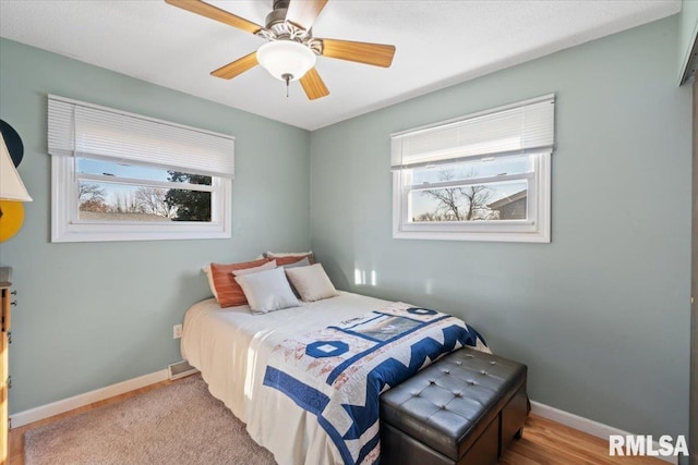 bedroom with ceiling fan