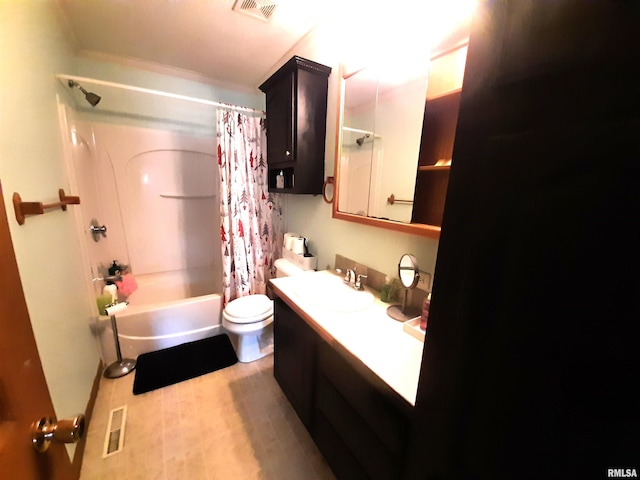 full bathroom featuring vanity, shower / tub combo with curtain, and toilet