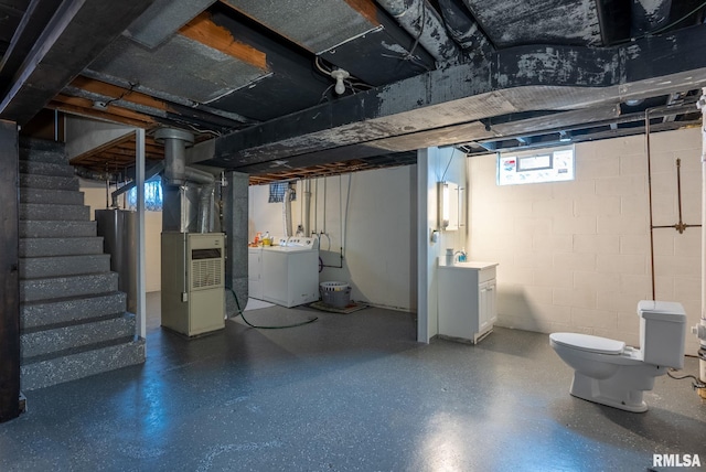 basement featuring independent washer and dryer