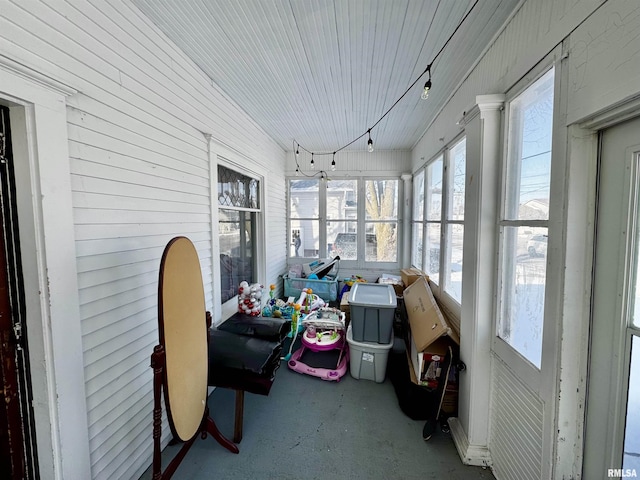 view of sunroom / solarium