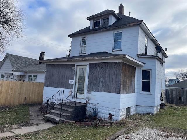 view of front of home