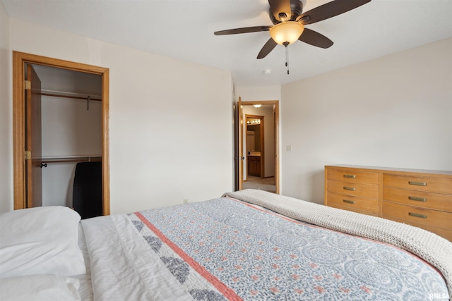 bedroom featuring a ceiling fan