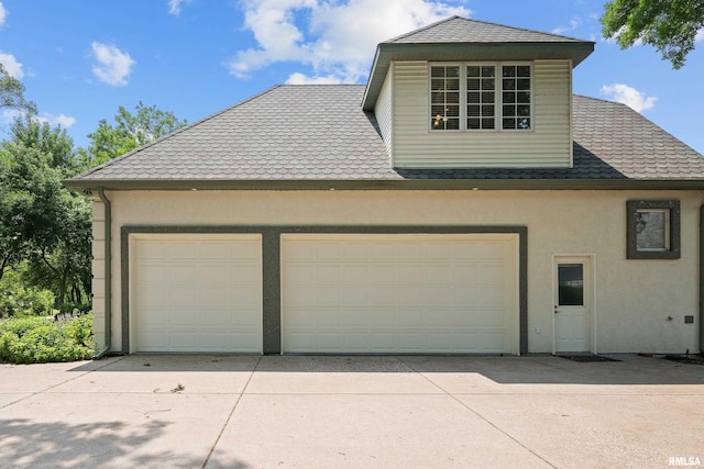 2 S Shore Ln, Rapids City, IL 61278 - garage featuring driveway