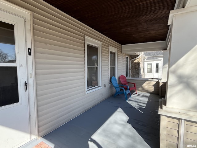 view of patio featuring covered porch