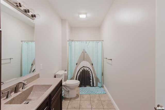 1621 S Eugene Ln, Marion, IL 62959 - bathroom with toilet, a shower with shower curtain, tile patterned flooring, baseboards, and vanity