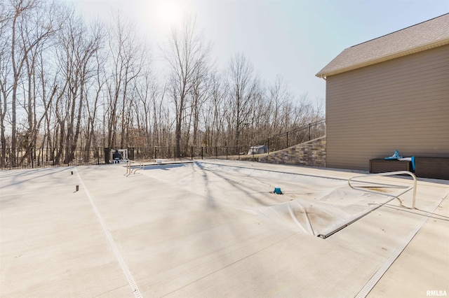 1621 S Eugene Ln, Marion, IL 62959 - view of yard featuring a fenced in pool and fence