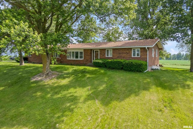 7627 New Liberty Rd, Walcott, IA 52773 - photo 1