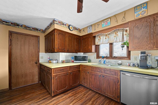 7627 New Liberty Rd, Walcott, IA 52773 - photo 32