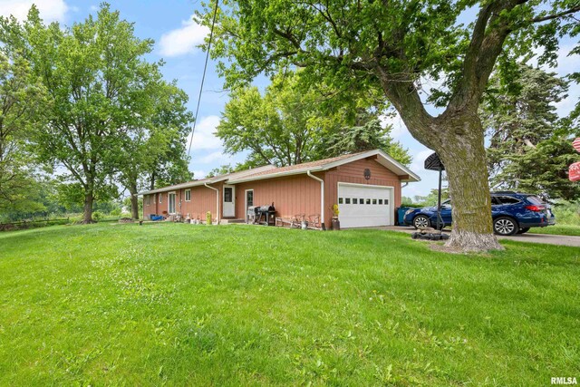 7627 New Liberty Rd, Walcott, IA 52773 - photo 8