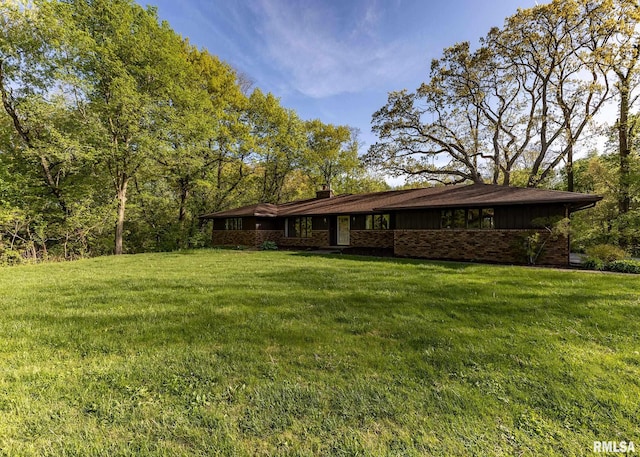 9721 234th St N, Port Byron, IL 61275 - view of green lawn