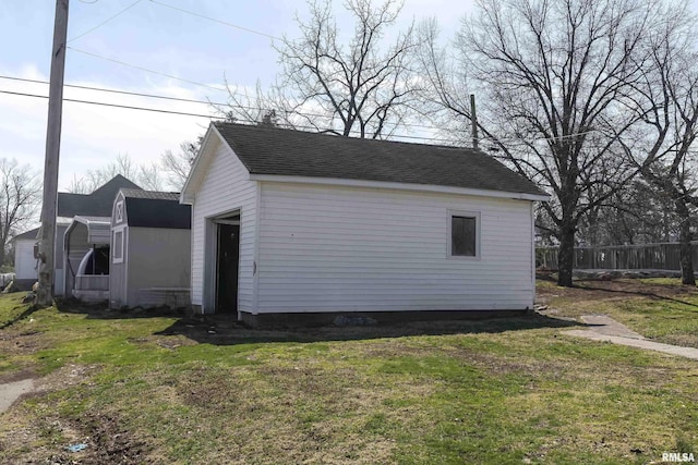 1500 W Tyler St, Herrin, IL 62948 - view of outdoor structure with an outdoor structure