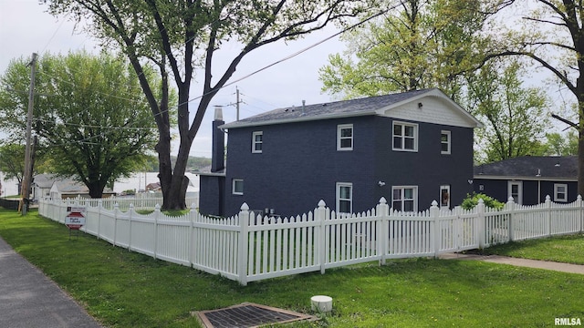 22690 282nd Ave, Le Claire, IA 52753 - view of side of property
