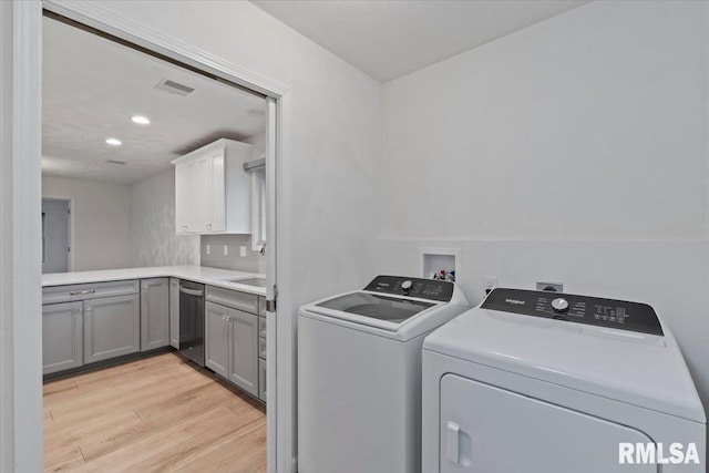 19109 Bluff Rd Unit D, Geneseo, IL 61254 - laundry room featuring washing machine and dryer, light wood finished floors, and recessed lighting