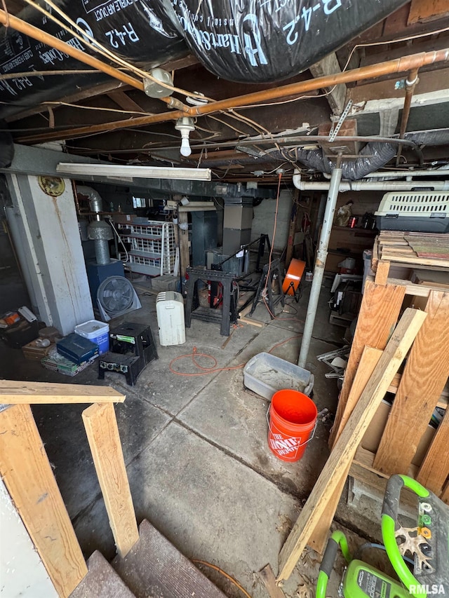 1001 S 14th St, Herrin, IL 62948 - view of unfinished below grade area