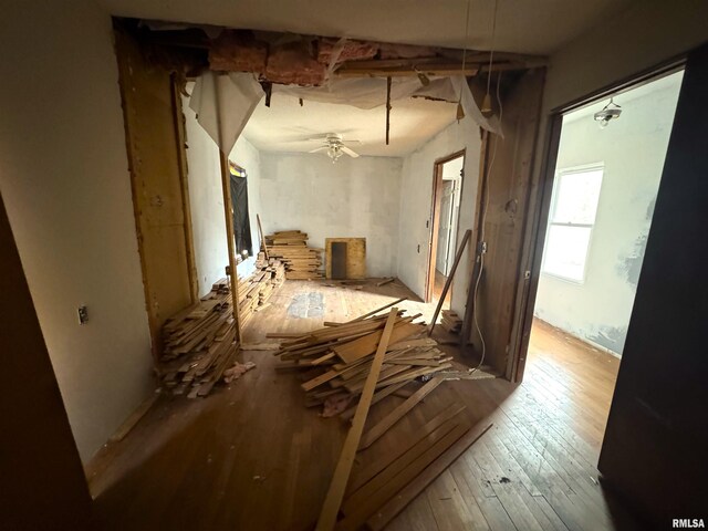 502 E 2nd St, Maquon, IL 61458 - misc room featuring a ceiling fan