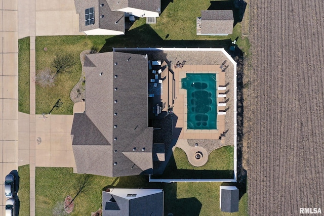 922 W Scott St, Eldridge, IA 52748 - drone / aerial view